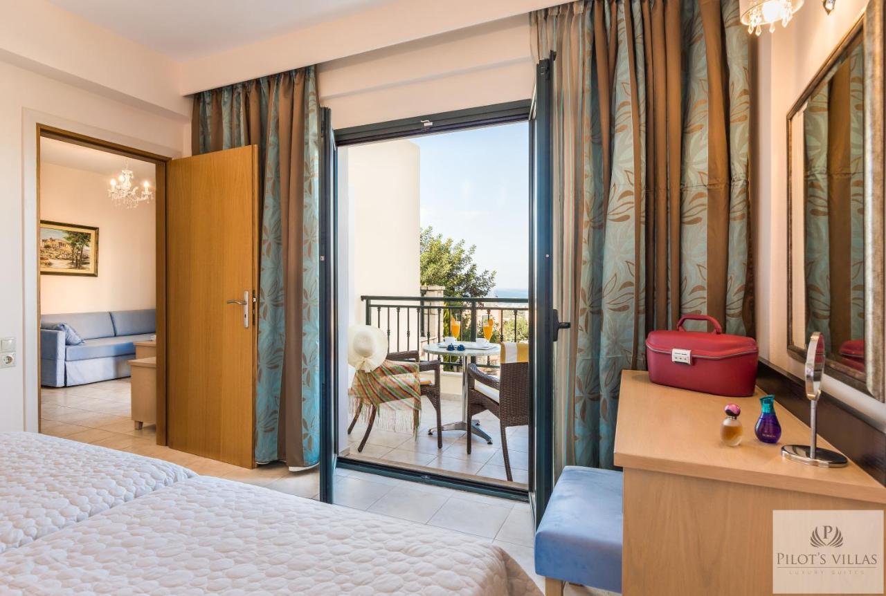 Pilot'S Villas Luxury Suites แอร์ซอนิสซอส ภายนอก รูปภาพ