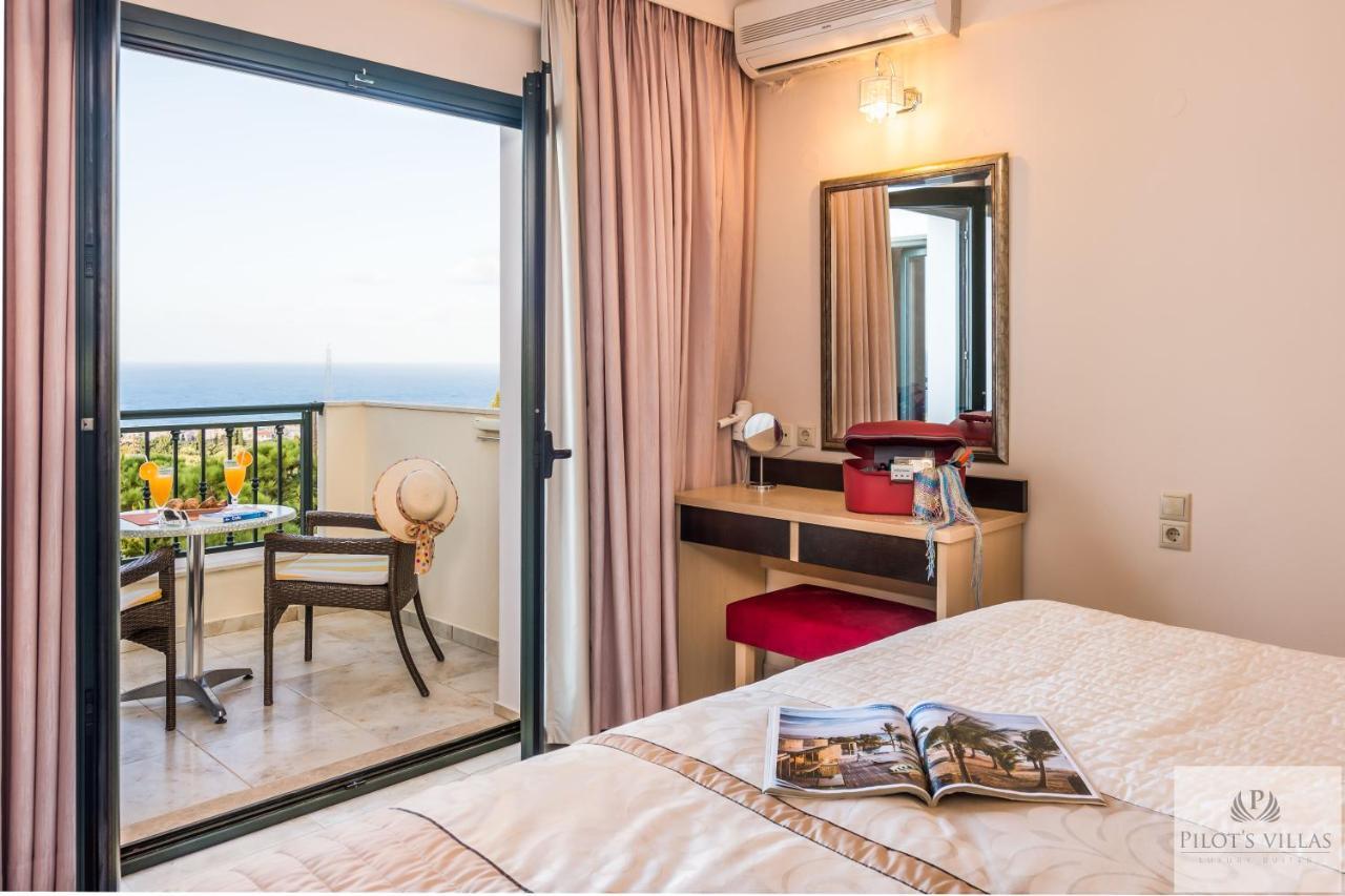 Pilot'S Villas Luxury Suites แอร์ซอนิสซอส ภายนอก รูปภาพ
