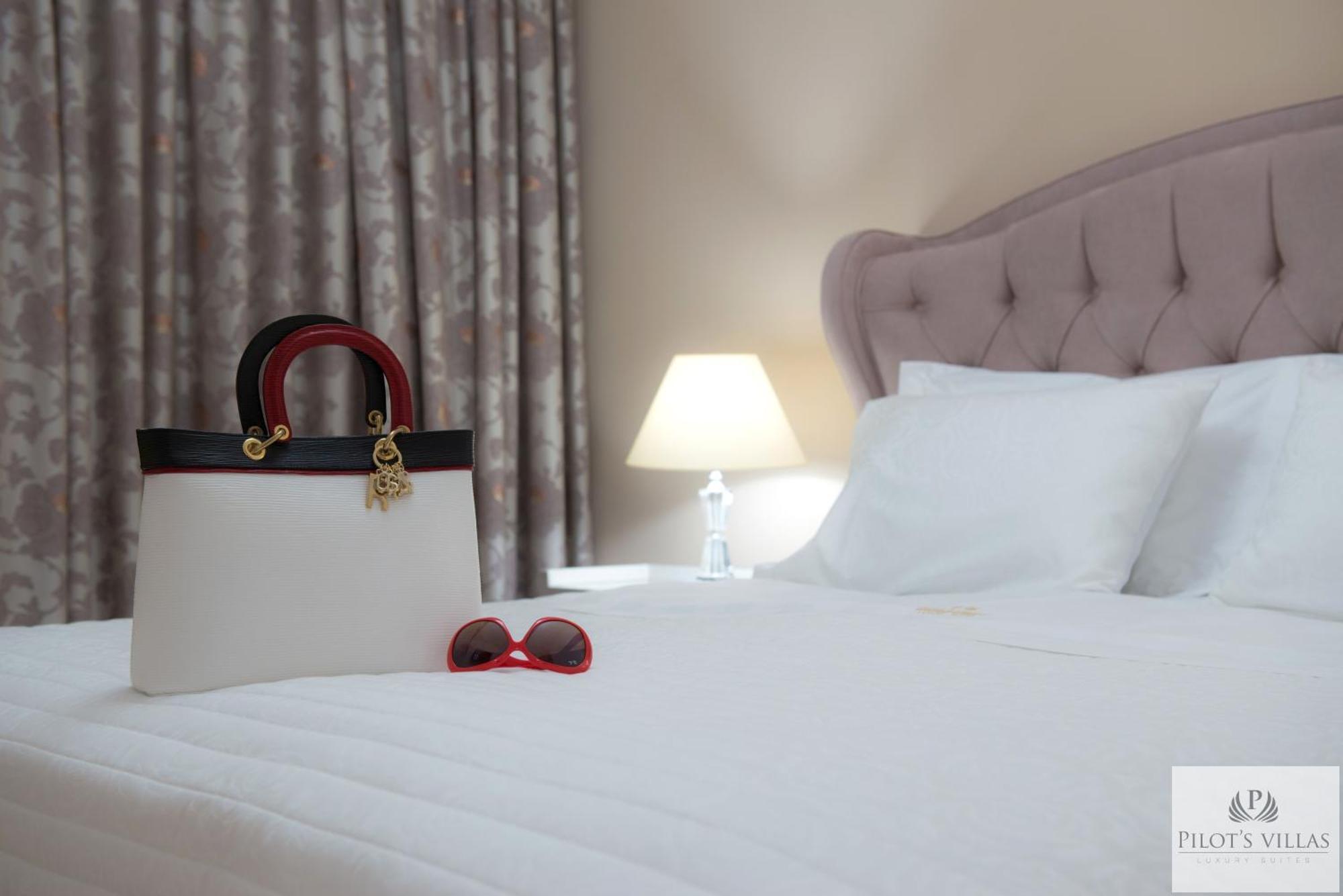 Pilot'S Villas Luxury Suites แอร์ซอนิสซอส ห้อง รูปภาพ