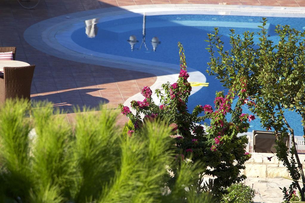 Pilot'S Villas Luxury Suites แอร์ซอนิสซอส ภายนอก รูปภาพ